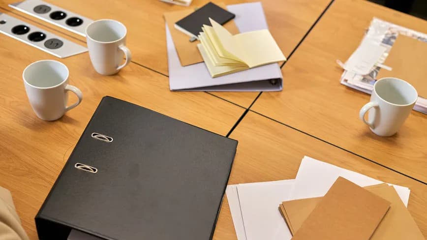 Jak perfekcyjnie ułożyć teczkę na nauczyciela dyplomowanego?